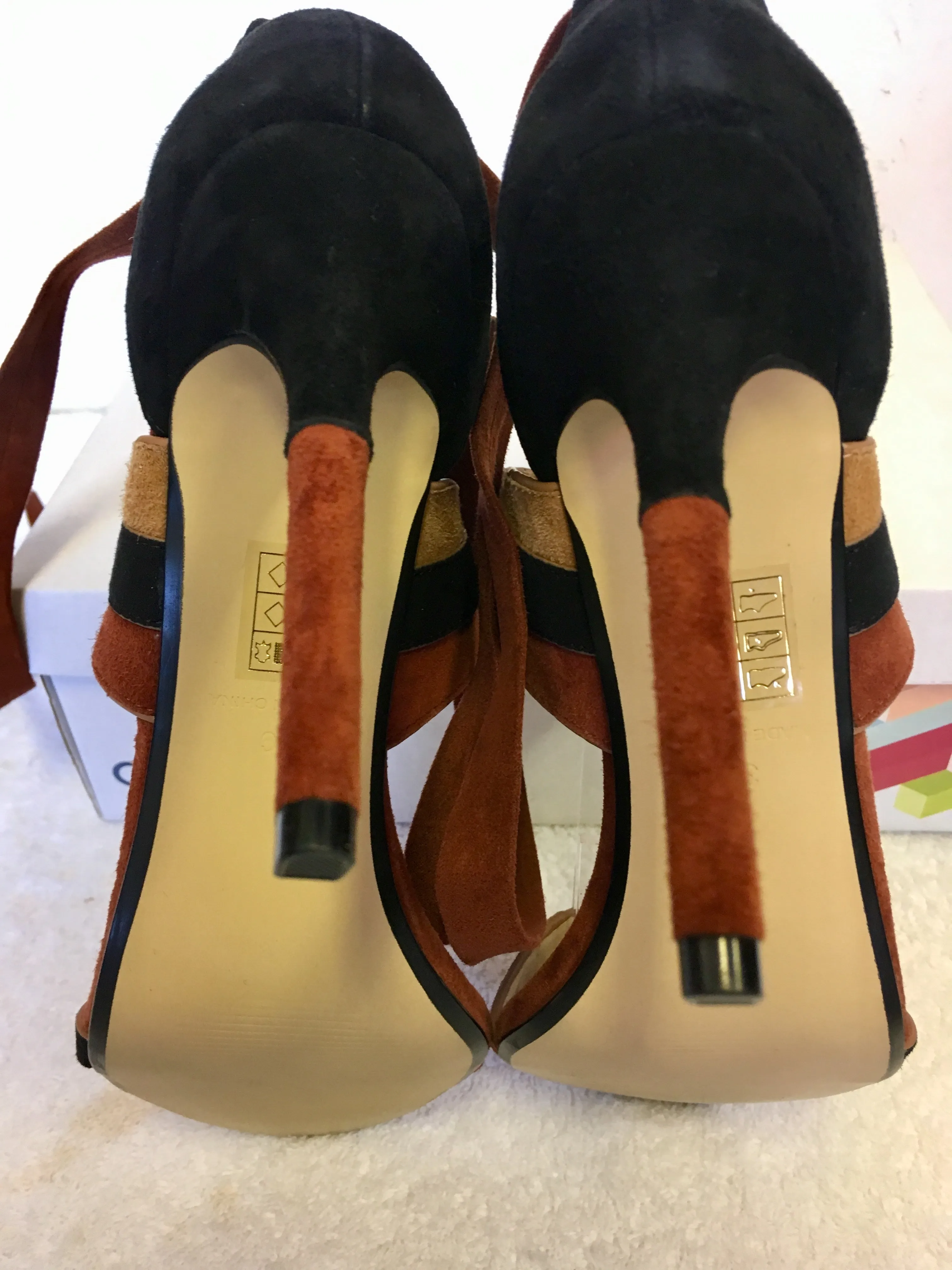 BRAND NEW OFFICE BROWN & BLACK SUEDE PATCHWORK ANKLE TIE HEEL SANDALS SIZE 5/38