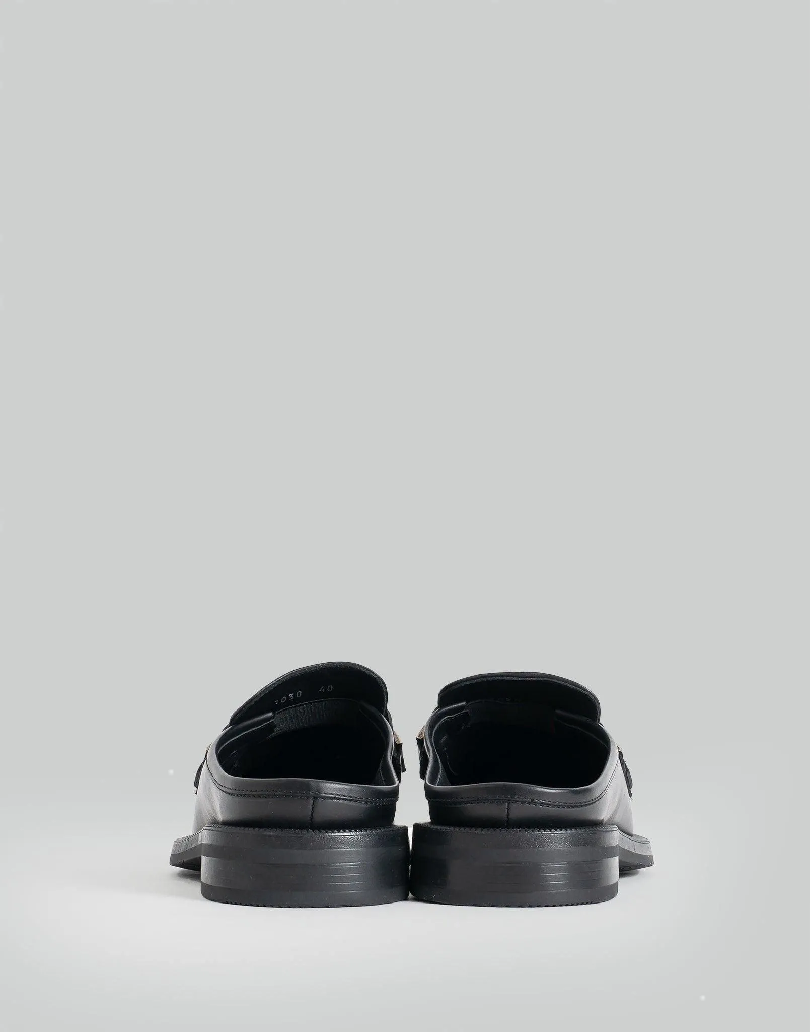 BULB TOE CHAIN MULE