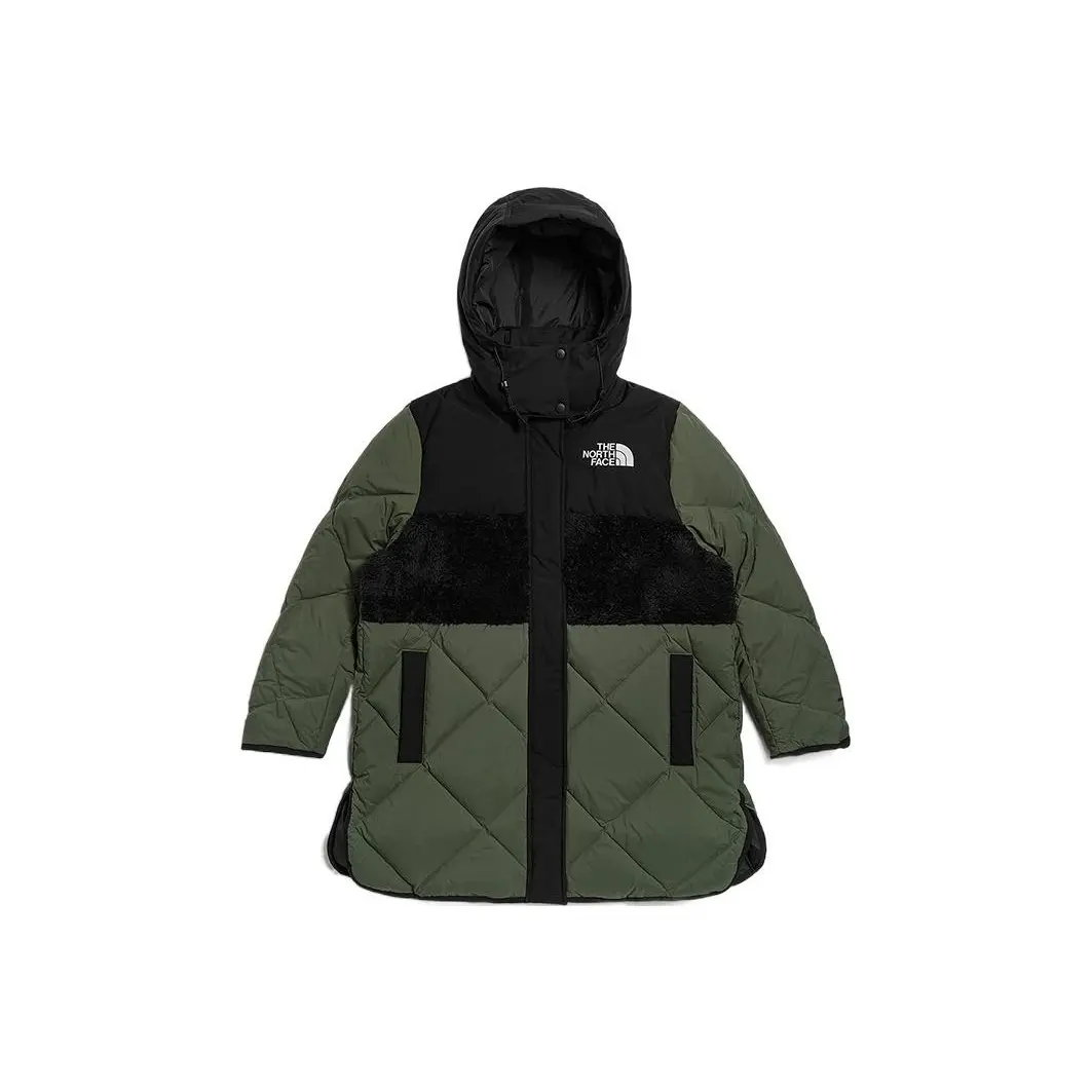 The North Face Product. Premium outdoor gear crafted with durable materials and functional design, perfect for everyday wear and outdoor adventures.