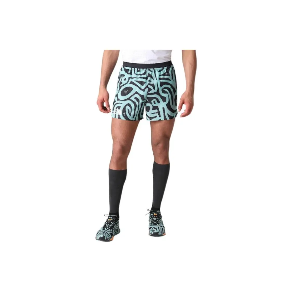 The North Face Men's Sportswear. Premium outdoor gear crafted with durable materials and functional design, perfect for everyday wear and outdoor adventures.