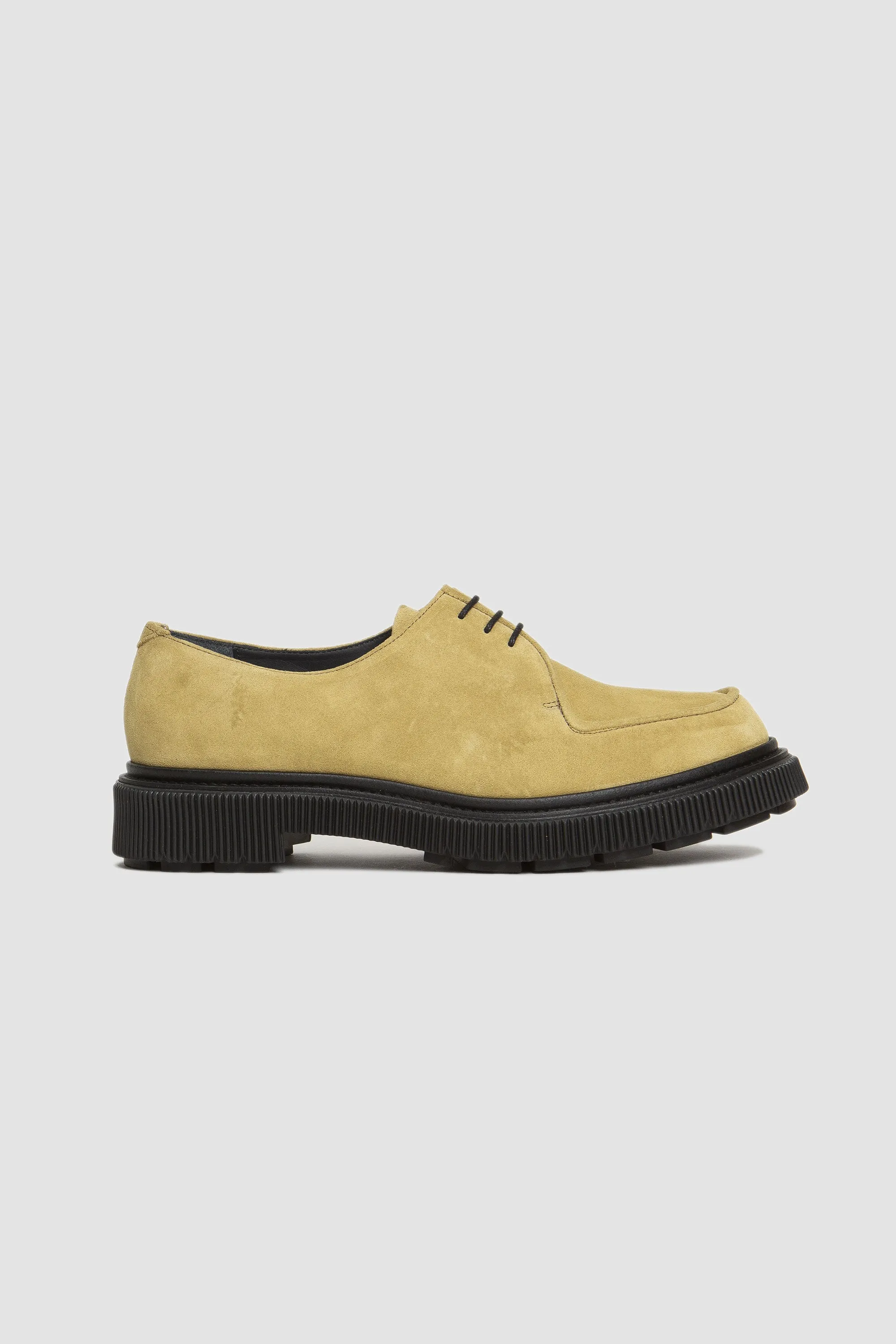 Type 124 Sand