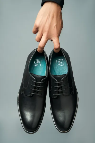 Yago Derby Dress Shoe - Black